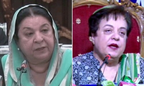 পিটিআই নেতা শিরিন মাজারি ও ইয়াসমিন রশিদ গ্রেপ্তার