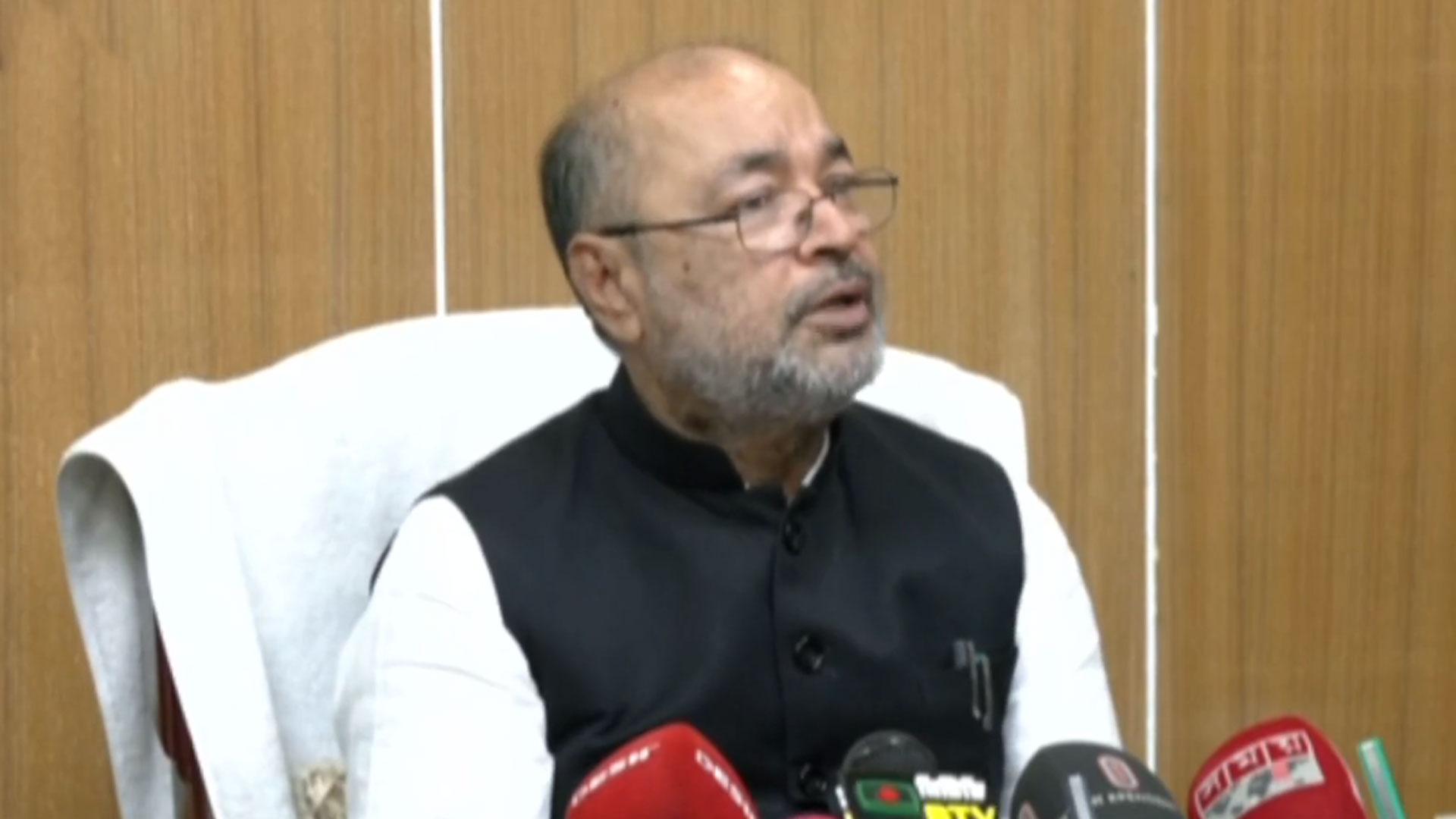 সাড়ে ৭ লাখের মতো মানুষ আশ্রয়কেন্দ্রে এসেছে: ত্রাণ প্রতিমন্ত্রী