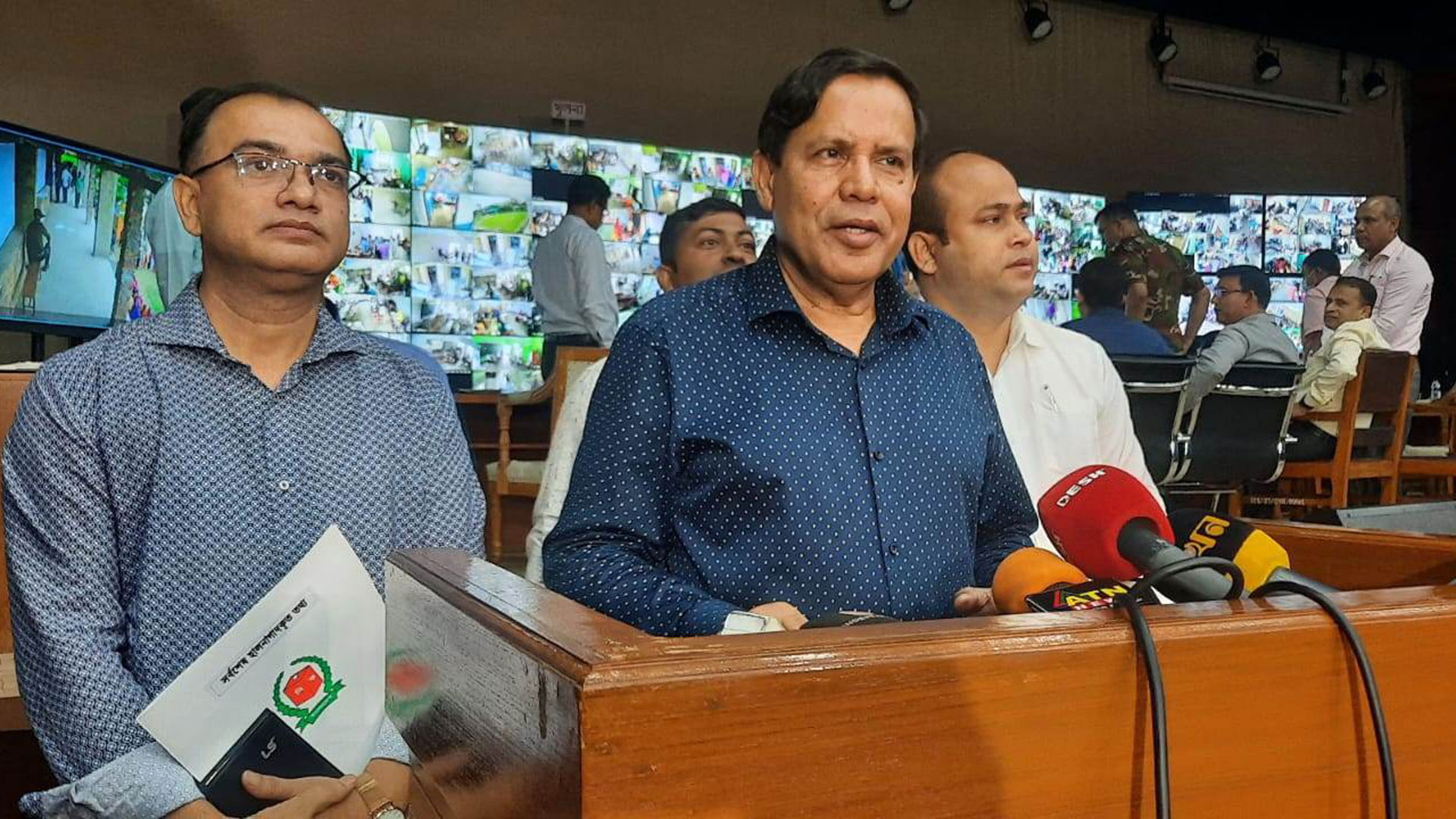 হাতপাখার মেয়রপ্রার্থীর ওপর হামলা ‘বিচ্ছিন্ন ঘটনা’: ইসি আহসান হাবিব