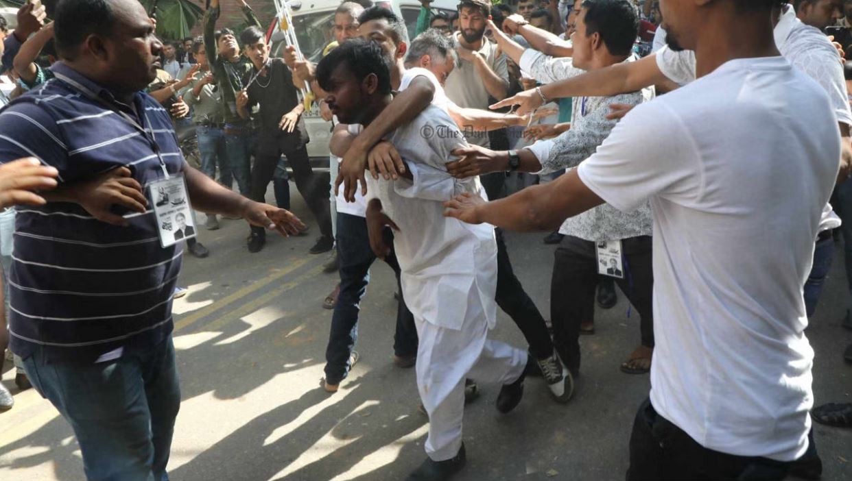 হিরো আলমের ওপর হামলা: রিমান্ডে ২, কারাগারে ৫