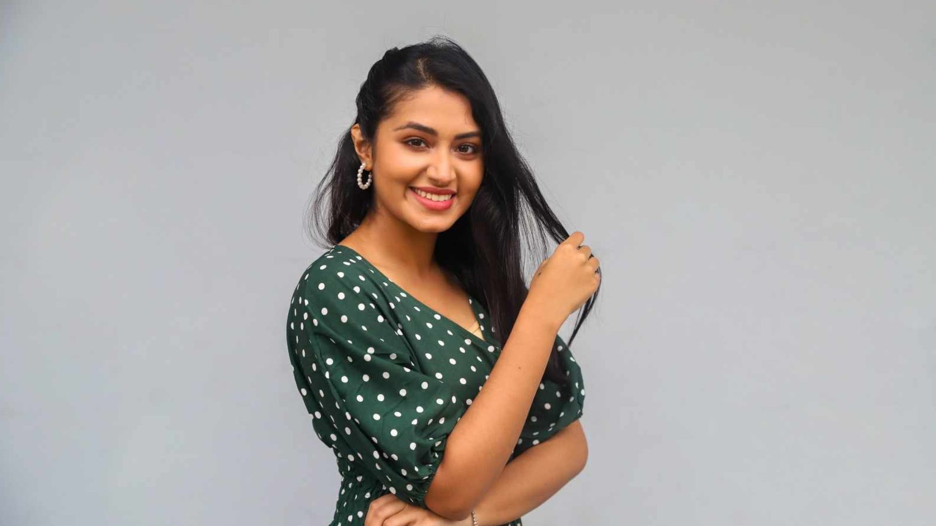 ওটিটিতে শীর্ষে তাসনিয়া ফারিণ 