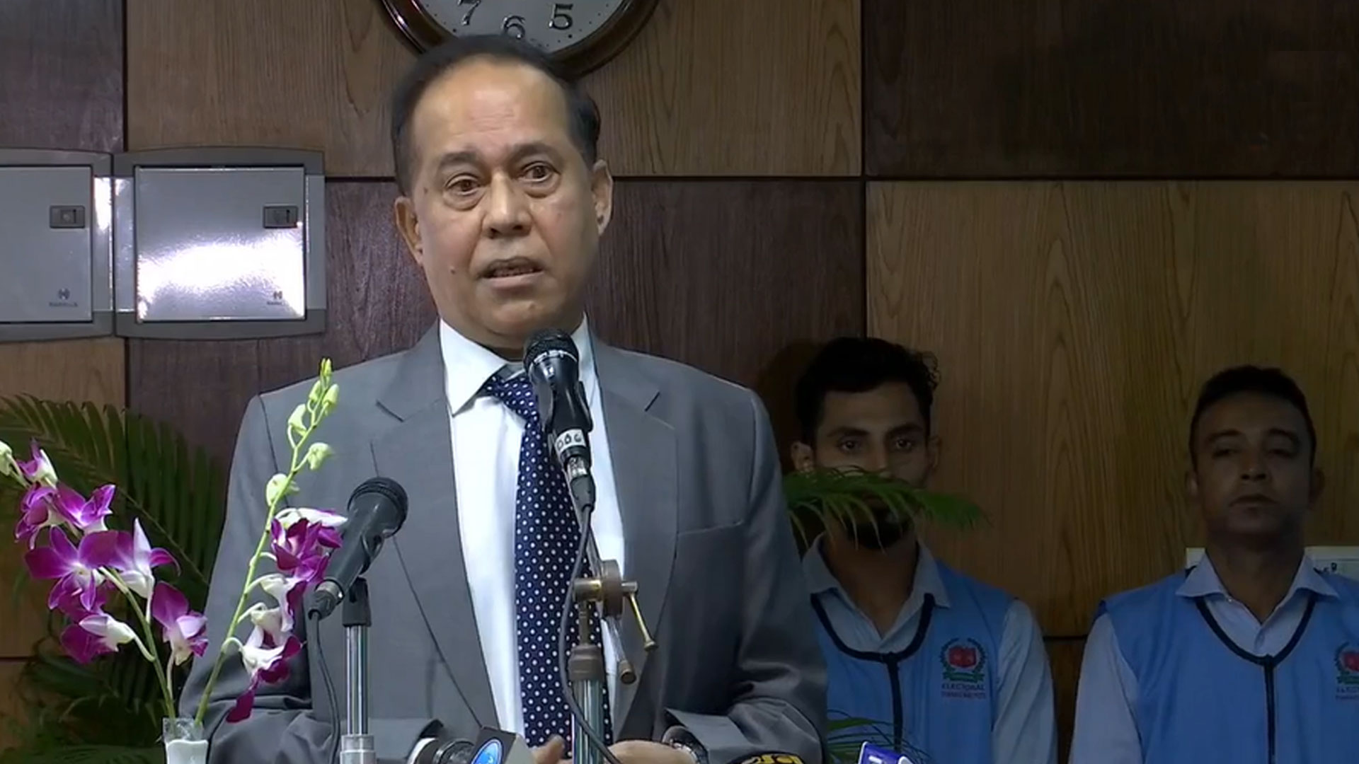 নির্বাচন খুব সহজ কর্ম নয়: সিইসি