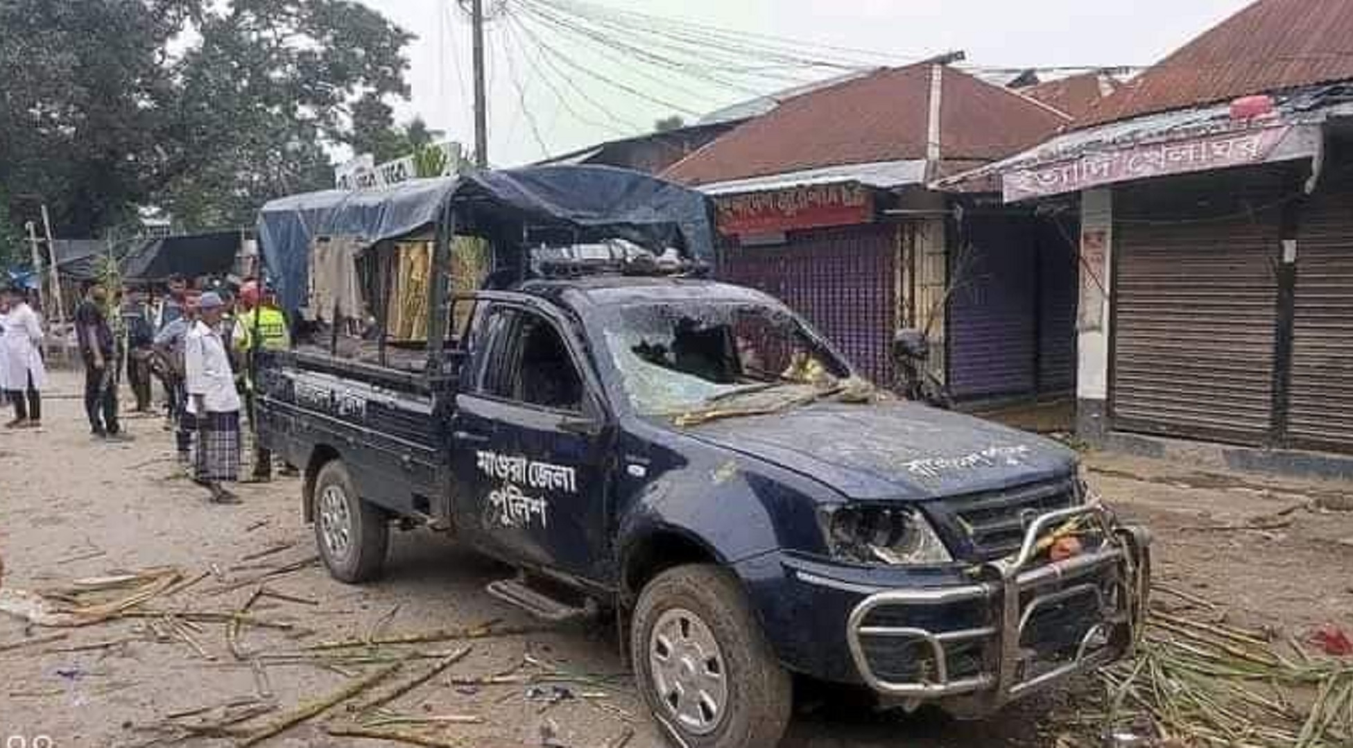 মাগুরায় বিএনপির সঙ্গে সংঘর্ষে পুলিশের মামলায় ১৪০০ আসামির ১৩০০ অজ্ঞাতনামা