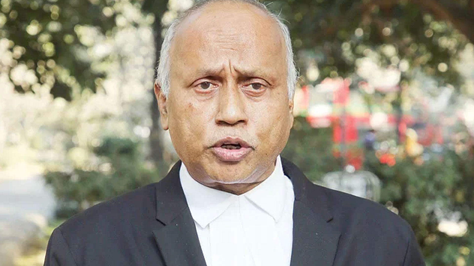 বিদেশে খালেদা জিয়ার চিকিৎসা: সরকার, পরিবার ও আইনজীবীদের মধ্যে আলোচনা হওয়া উচিত