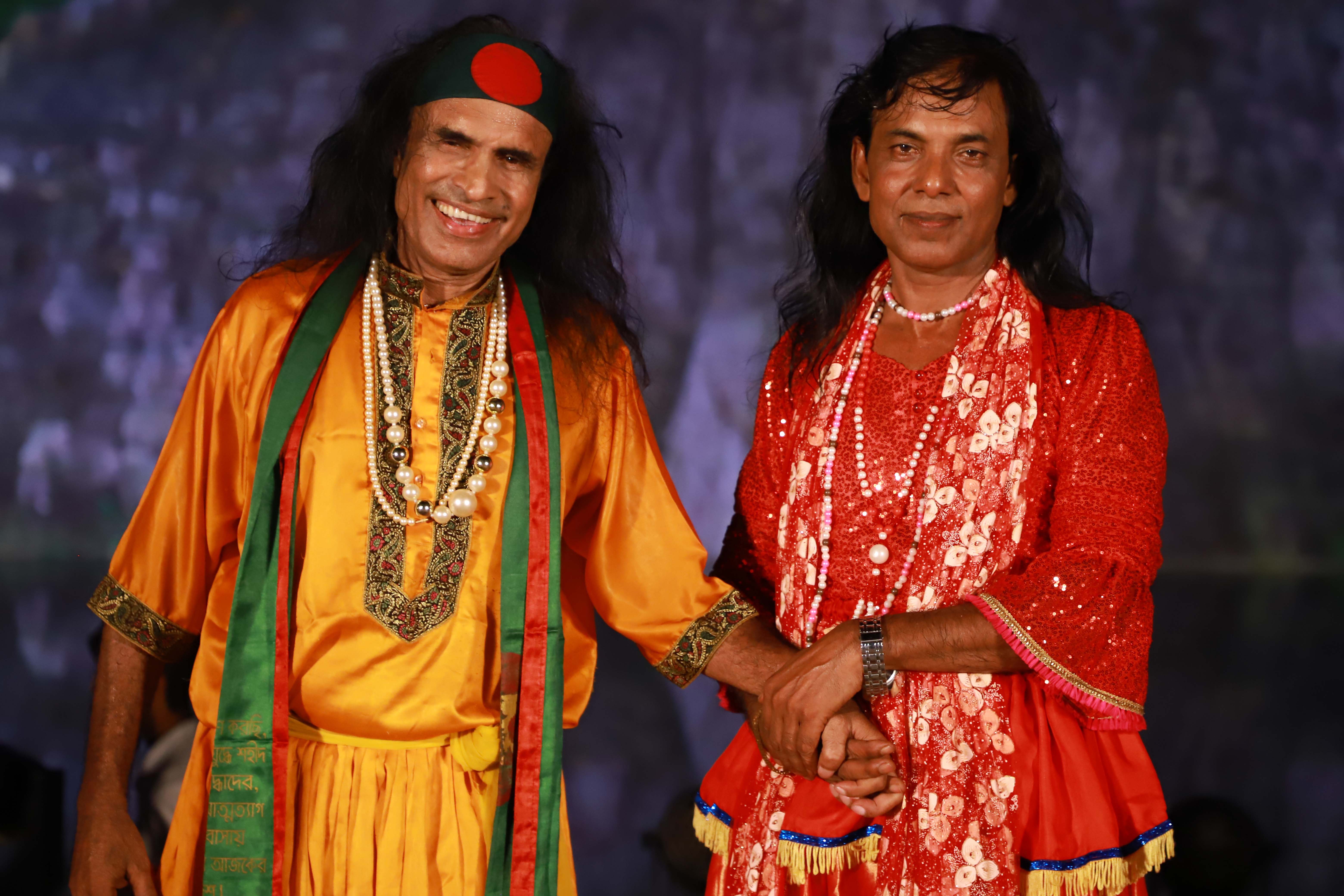 ইত্যাদির মঞ্চে কুদ্দুস বয়াতি ও ইসলাম উদ্দিন পালাকার