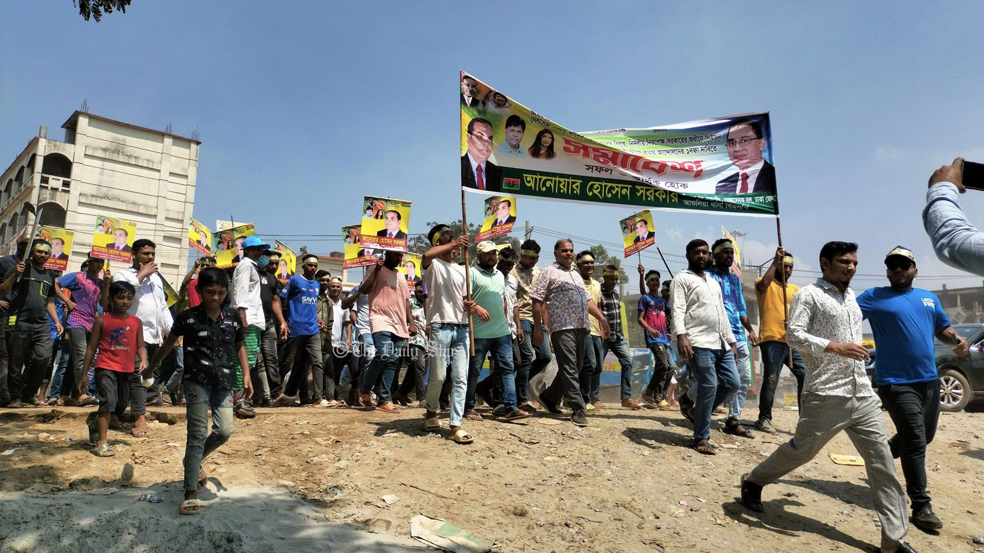 আমিনবাজারে বিএনপির সমাবেশ: মিরপুর মফিদ ই আম কলেজ মাঠে জড়ো হচ্ছেন নেতাকর্মীরা