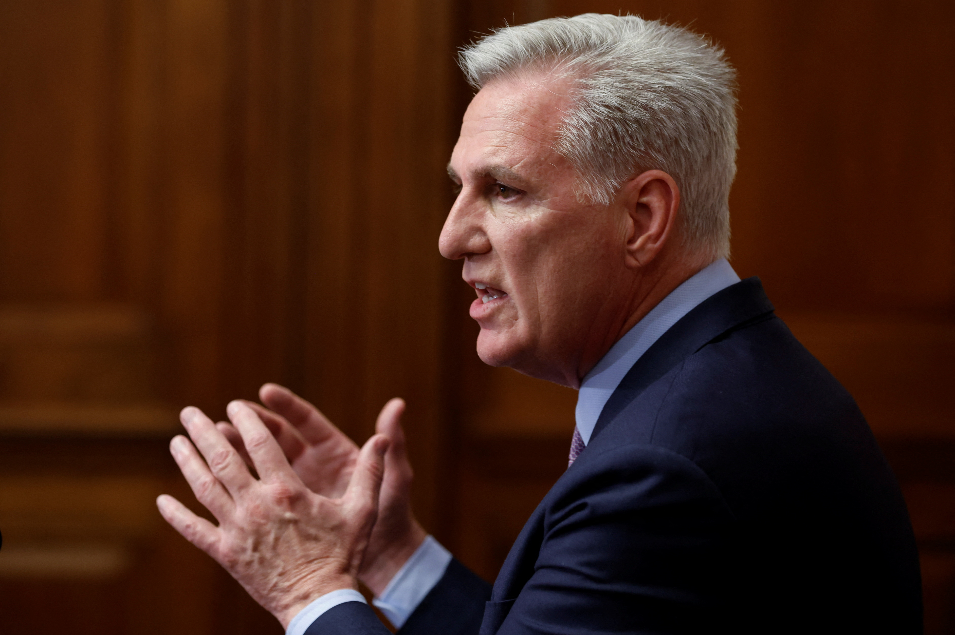 যুক্তরাষ্ট্রে হাউস স্পিকারের পদ থেকে কেভিন ম্যাকার্থিকে অপসারণ