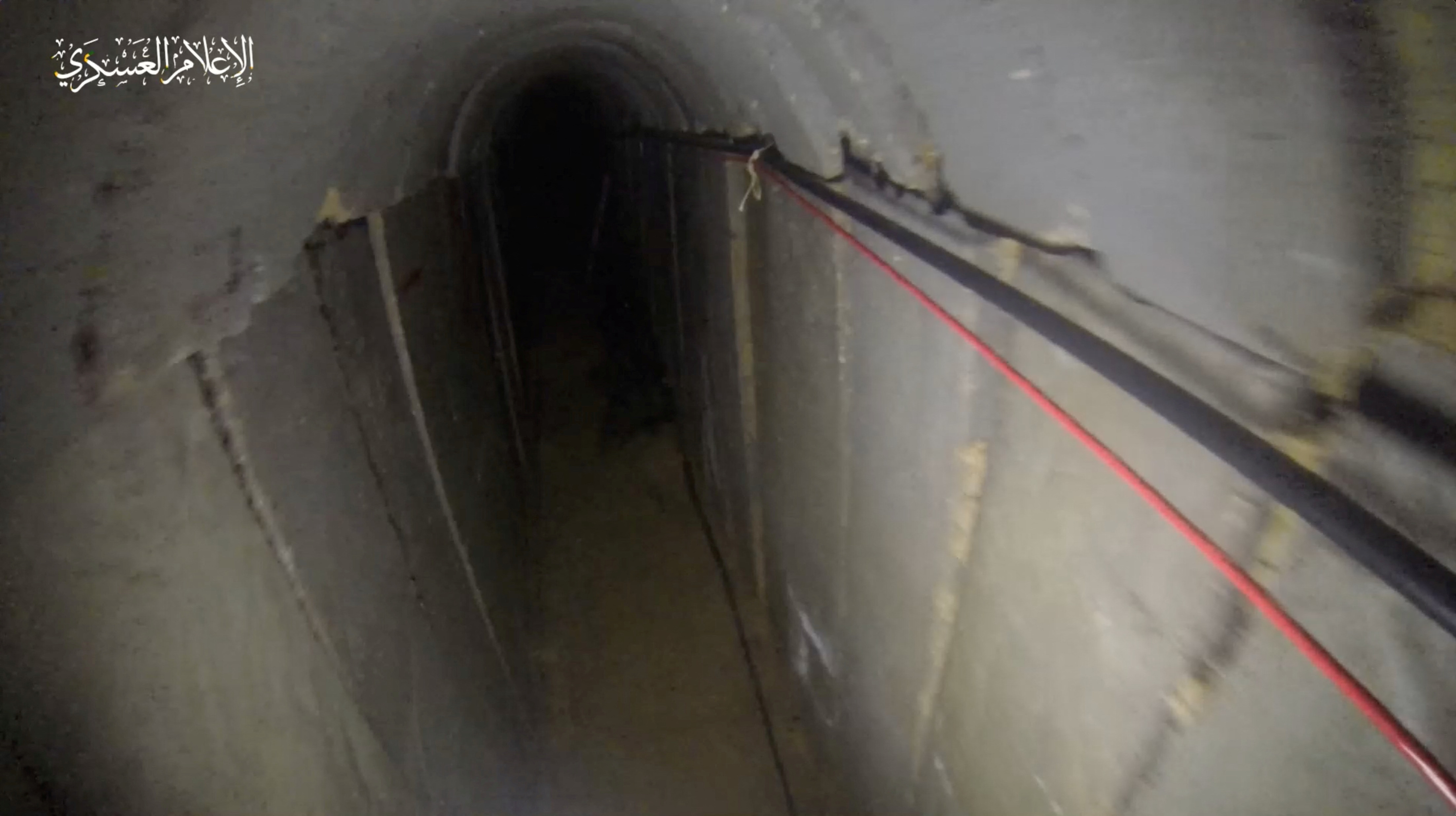 গাজা ঘিরে ফেলার পর সুড়ঙ্গপথে হামাসের বিরুদ্ধে হামলা চালাচ্ছে ইসরায়েল