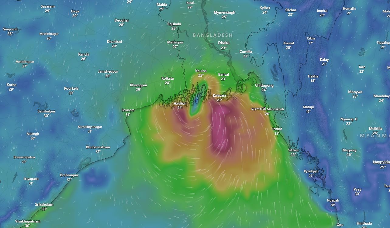 ঘূর্ণিঝড় মিধিলির অগ্রভাগ মোংলা-পায়রা উপকূল অতিক্রম করছে