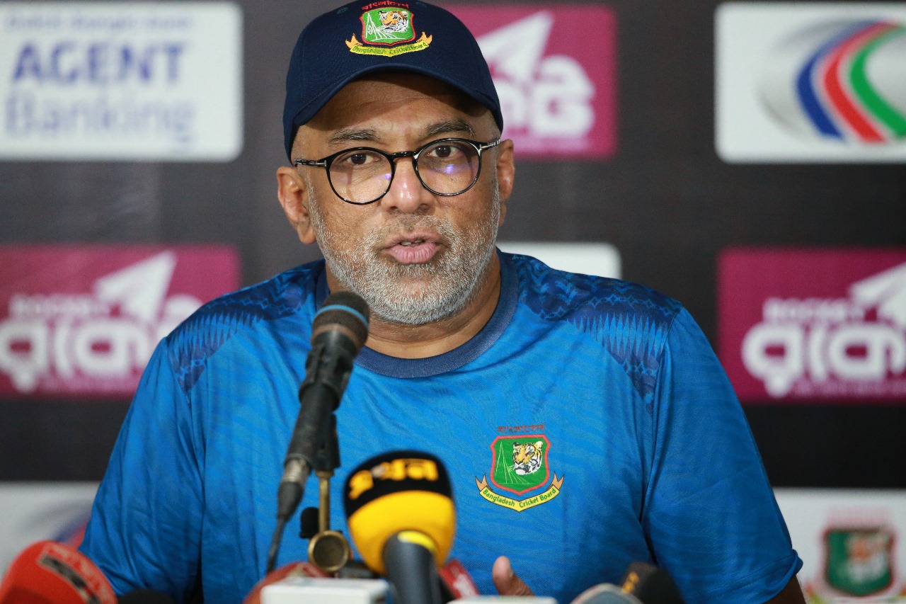 অভিযোগ পূর্বপরিকল্পিত ও সাজানো, দাবি হাথুরুসিংহের