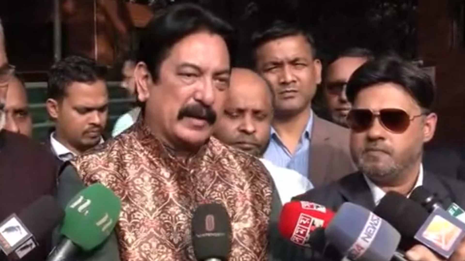 ‘এরশাদের স্ত্রী-সন্তানকেও মনোনয়ন দেয়নি, তাদের সঙ্গে জোট প্রসঙ্গে প্রধানমন্ত্রী বলেছেন দেখব’