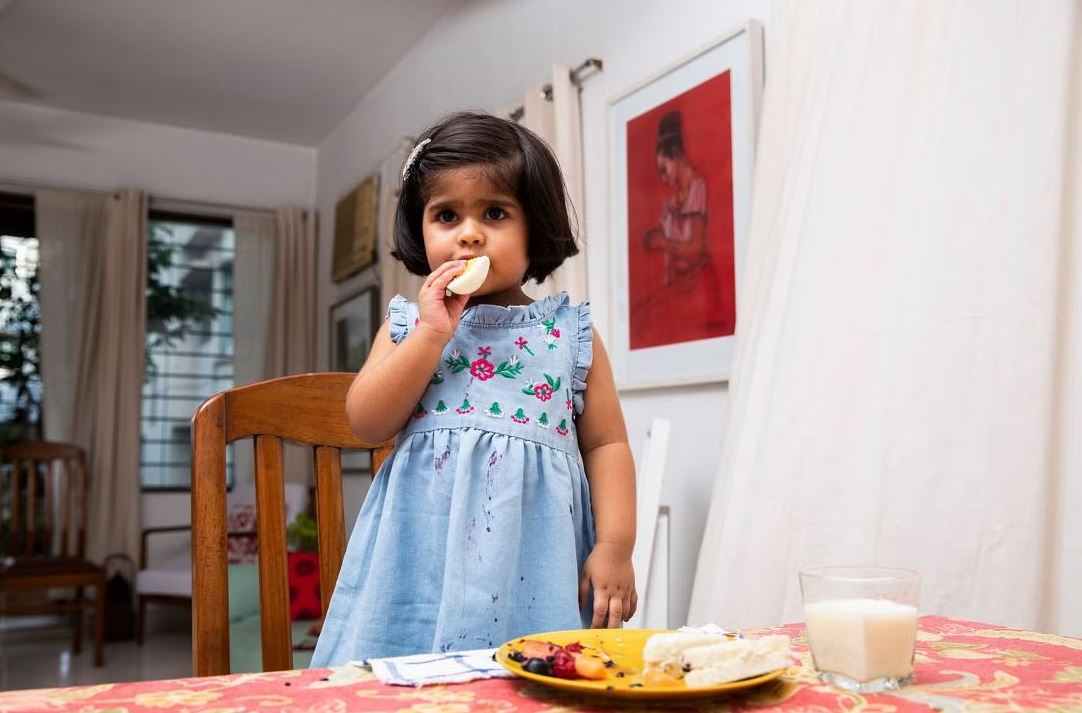 শিশু কিছু খেতে চায় না, কী করবেন