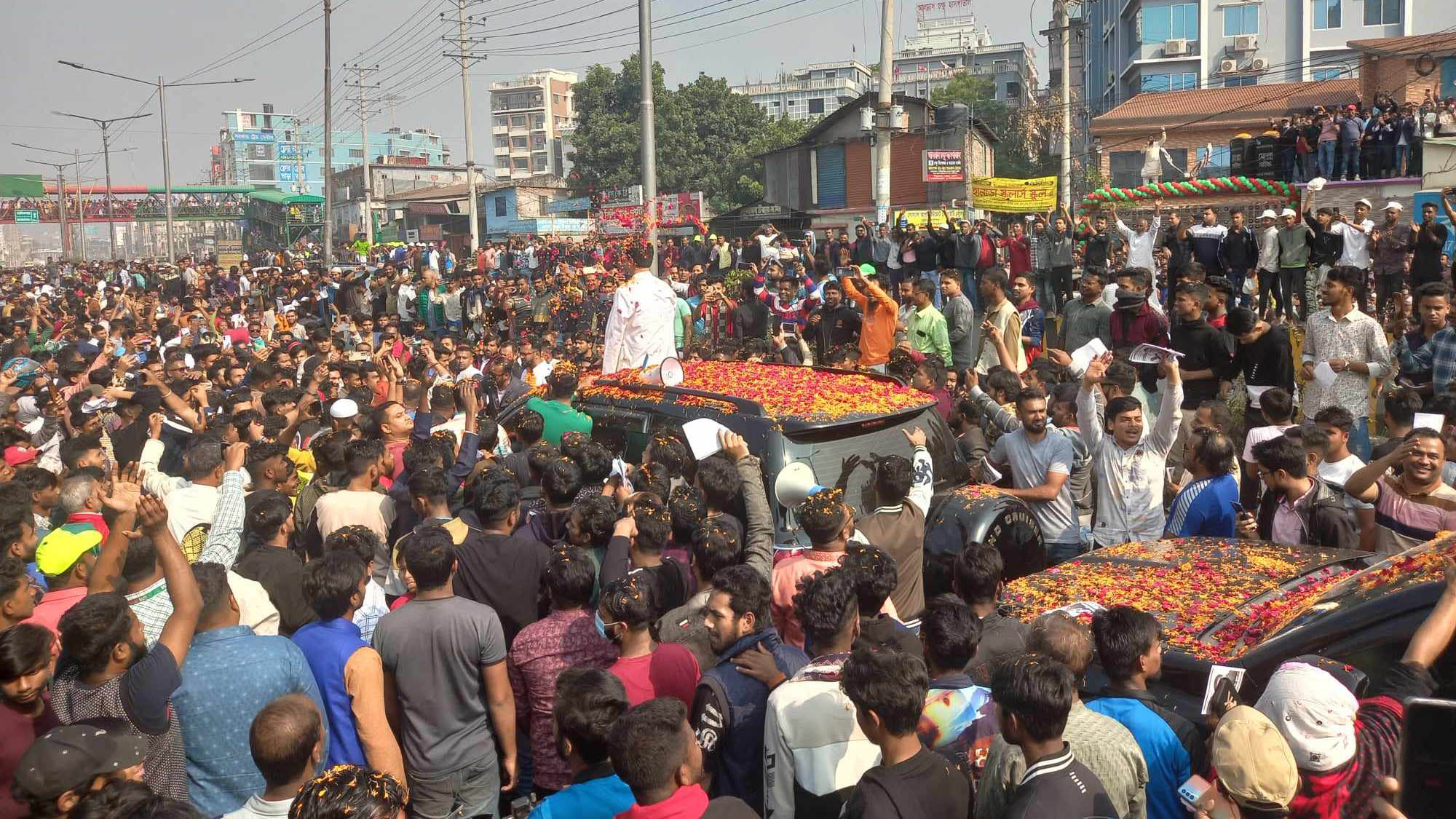 সাভারে ঢাকা-আরিচা মহাসড়কে ৭ কিলোমিটার যানজট