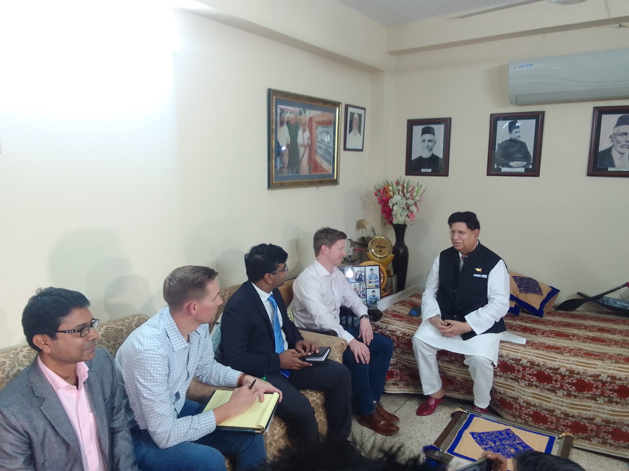 নির্বাচন পর্যবেক্ষণ ব্যবস্থা বন্ধ করে দেওয়া উচিত: পররাষ্ট্রমন্ত্রী