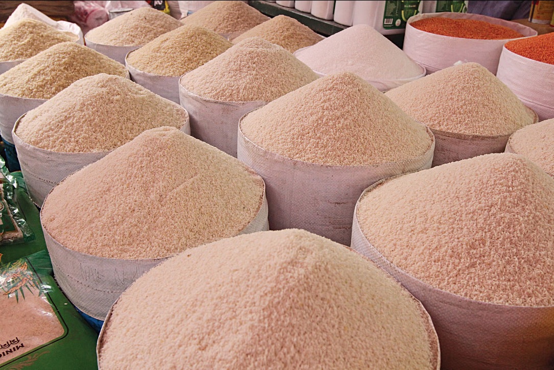 একেক দোকানে চালের একেক দাম, এবার শান্তিনগর বাজারে অভিযান