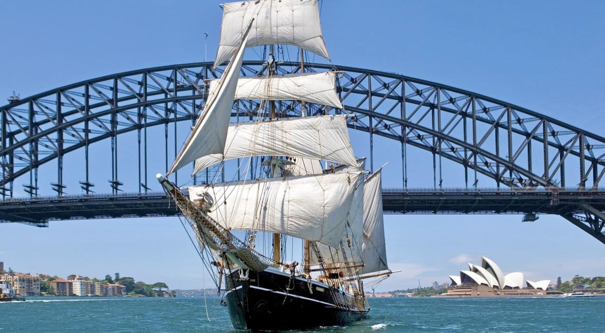 গোল্ডেন ভিসা বাতিলের সিদ্ধান্ত অস্ট্রেলিয়ার