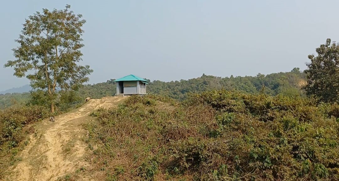 নাইক্ষ্যংছড়ি সীমান্তে মিয়ানমারের ৪০০ চাকমা