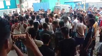 মালয়েশিয়ায় প্রতারণার শিকার ৭ শতাধিক বাংলাদেশি কর্মীকে বকেয়া বেতন দেওয়ার নির্দেশ