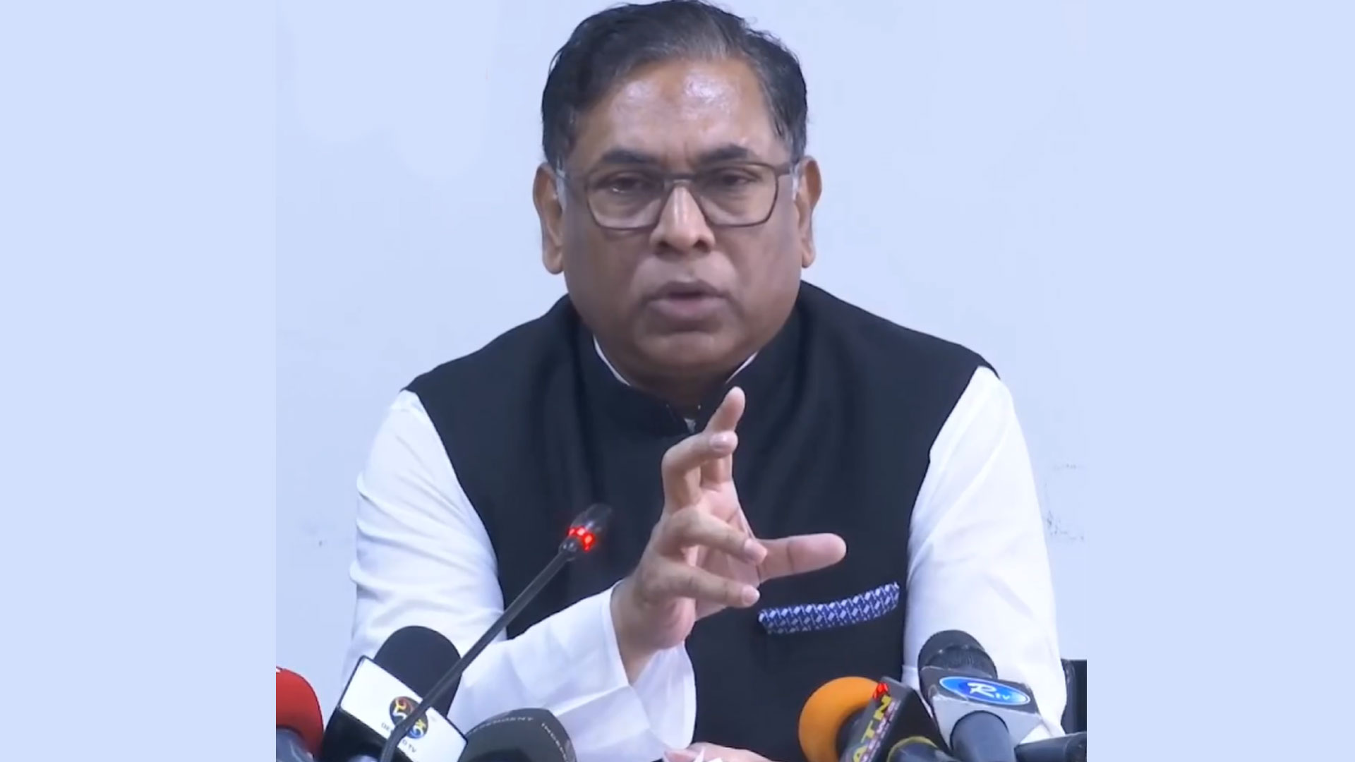 মার্চে বিদ্যুতের দাম প্রতি ইউনিটে ৩৪-৭০ পয়সা বাড়বে: নসরুল হামিদ