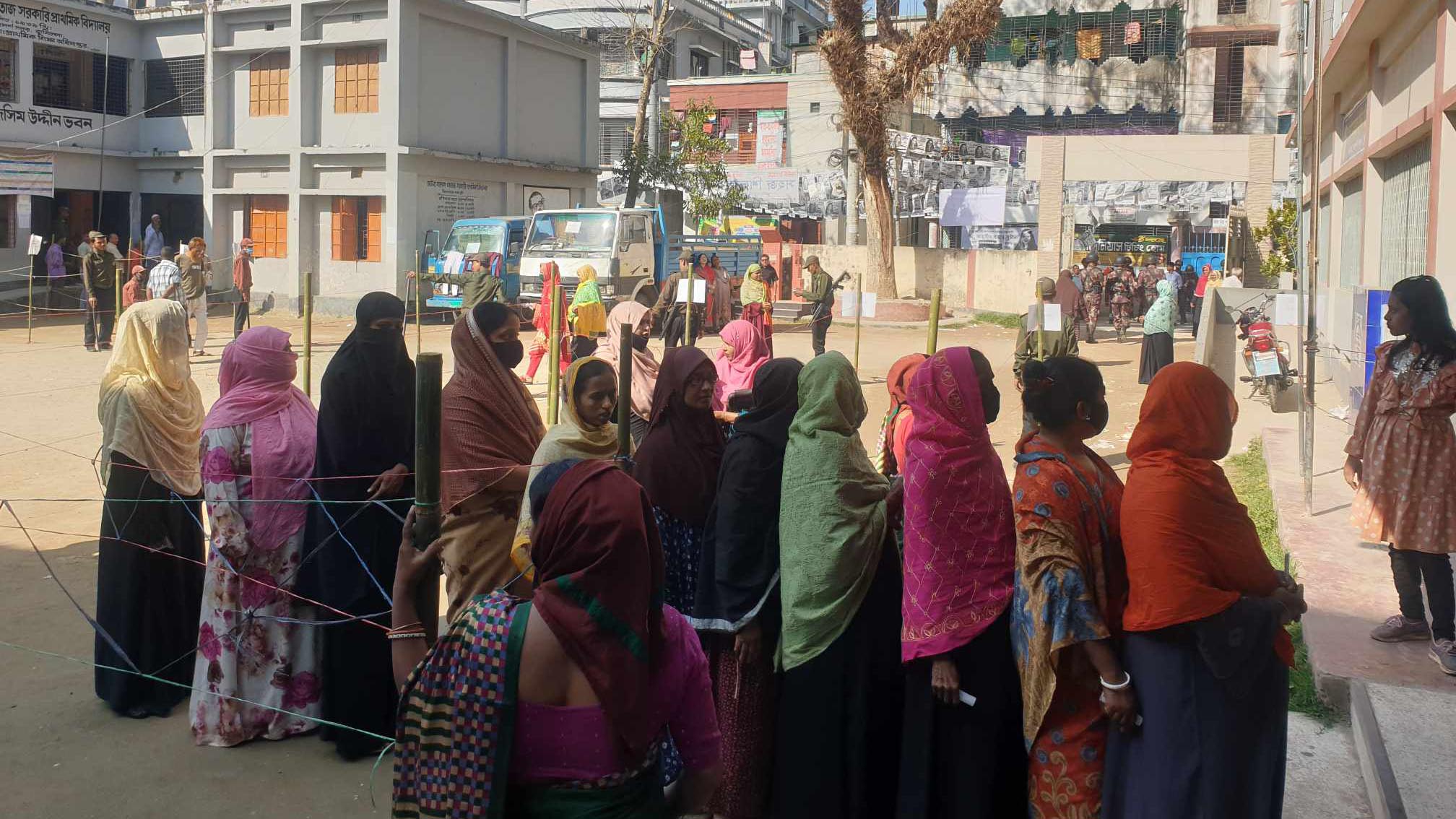 তাহসীন বাহারের সমর্থকদের বিরুদ্ধে এজেন্ট বের দেওয়ার অভিযোগ ৩ প্রার্থীর