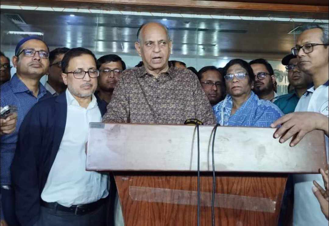 গাজীপুরে সিলিন্ডার থেকে আগুনে দগ্ধদের বিষয়ে যা জানালেন স্বাস্থ্যমন্ত্রী