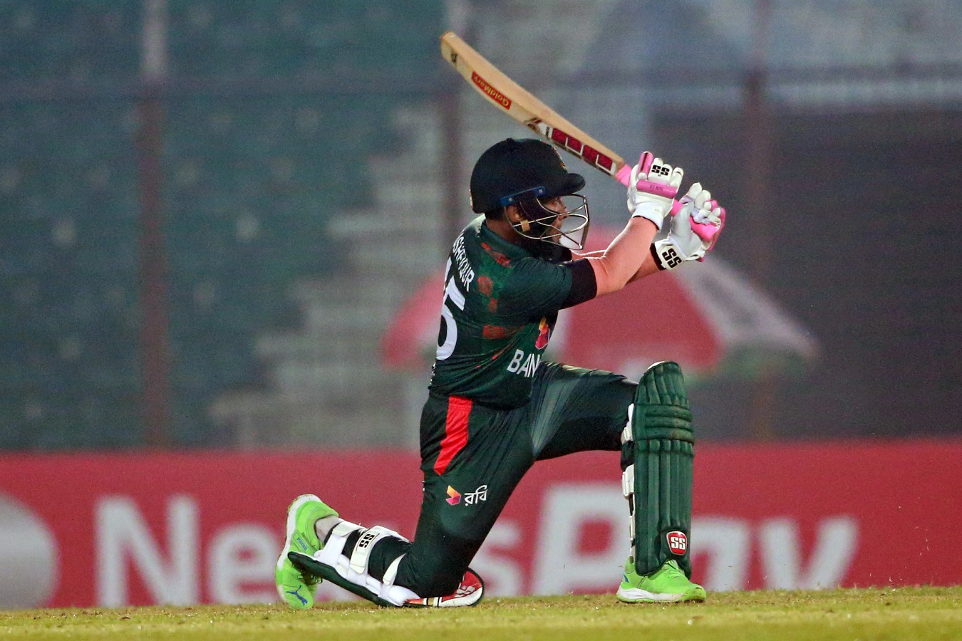 হাসারাঙ্গার বিপক্ষে সাফল্যের কারণ ব্যাখ্যা করলেন মুশফিক