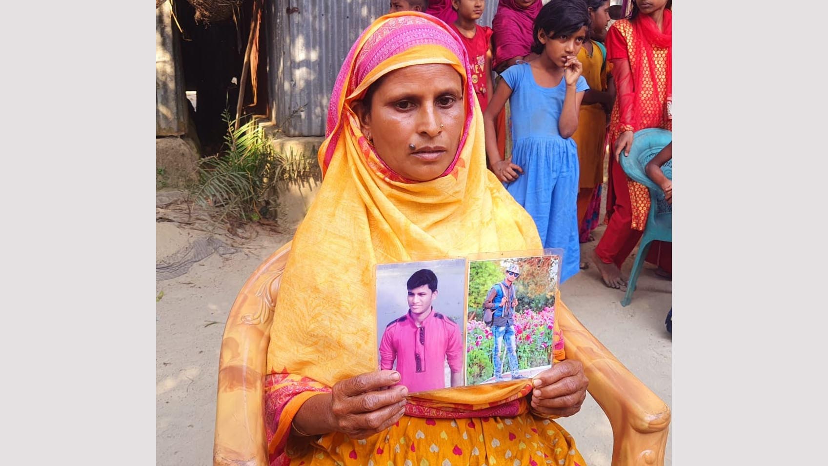 জিম্মি ছেলেকে ফিরে পেতে মায়ের আকুতি