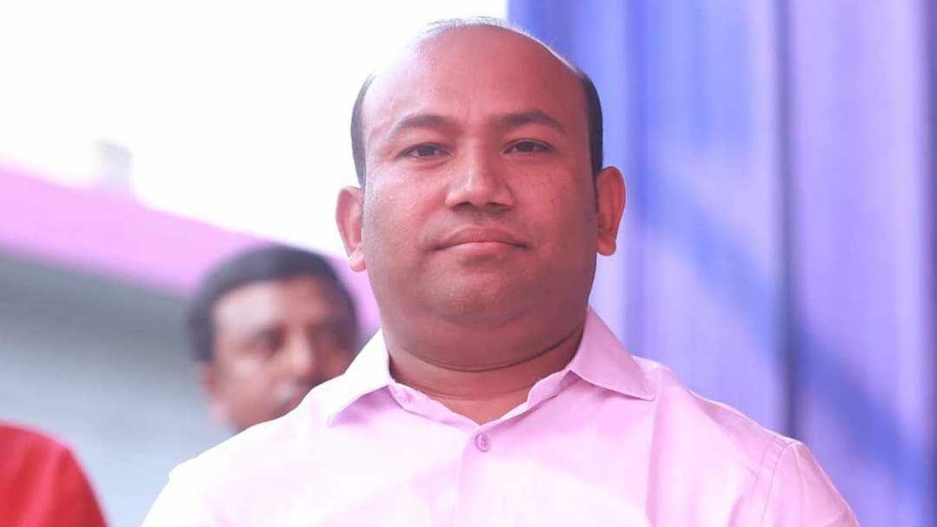 নরসিংদীতে সাবেক ইউপি চেয়ারম্যানকে কুপিয়ে ও গুলি করে হত্যা