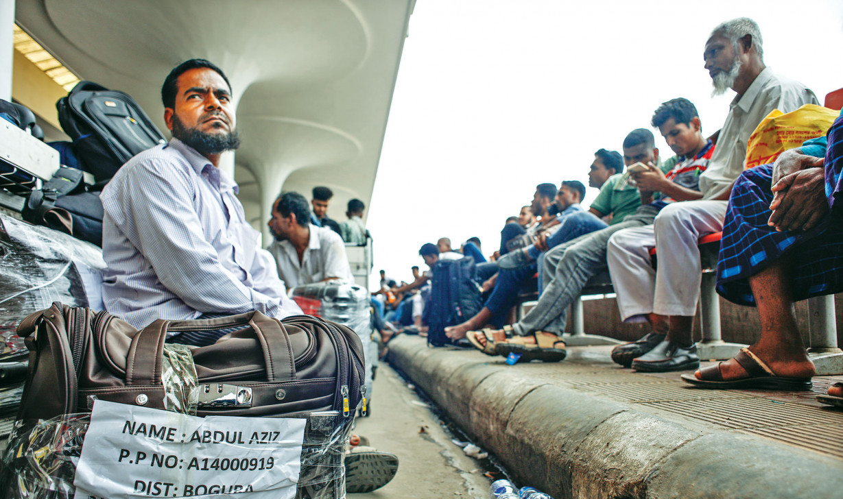 সিন্ডিকেট করে শ্রমিক বঞ্চনা, মালয়েশিয়ার দিকে অভিযোগের তীর বাংলাদেশের
