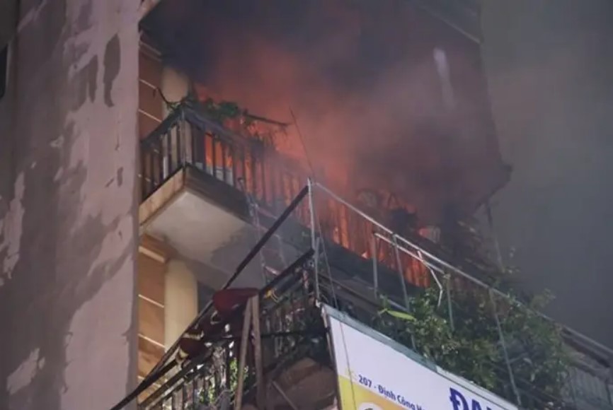 ভিয়েতনামে ভবনে আগুন, ৩ শিশুসহ মৃত ৪