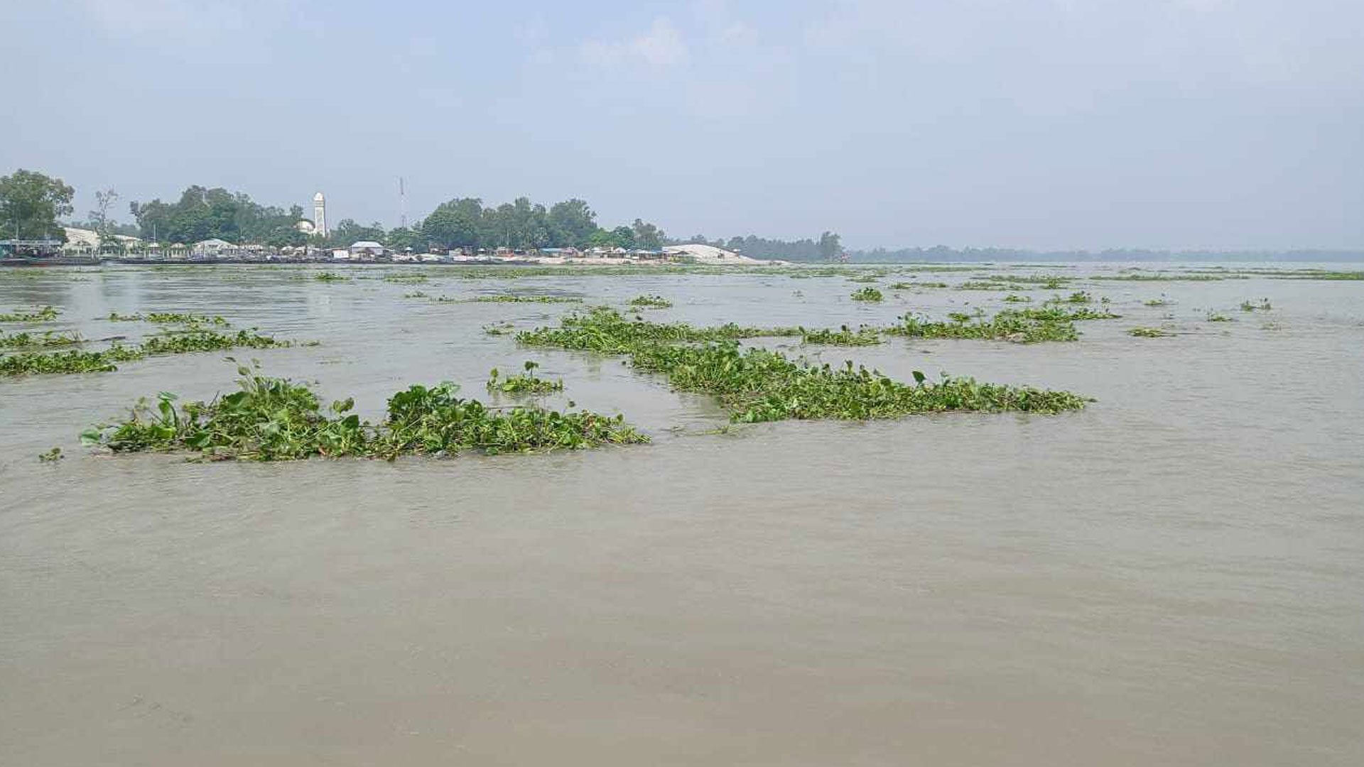 সিরাজগঞ্জে দ্রুত বাড়ছে যমুনার পানি