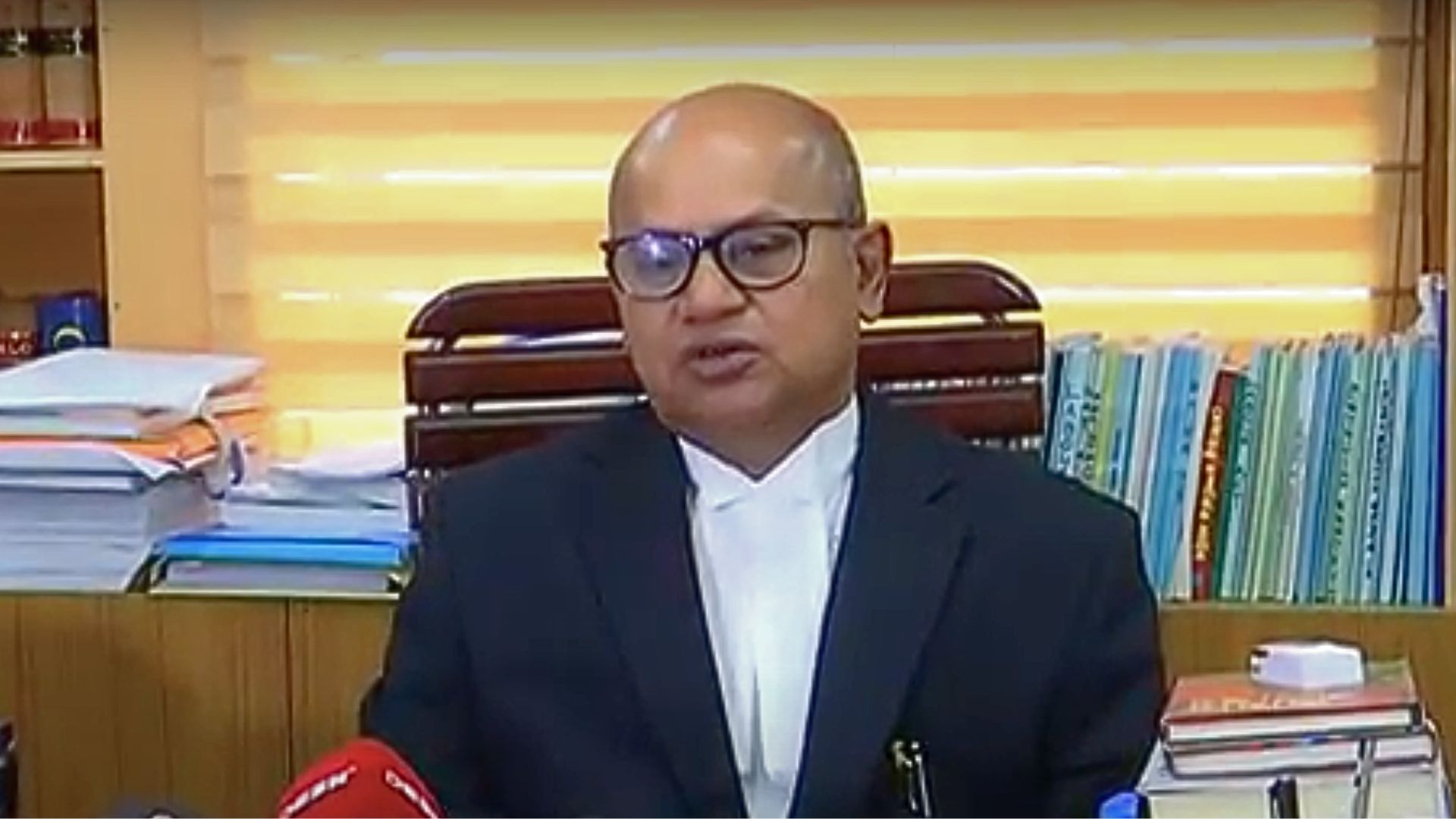 কোটা নিয়ে শিক্ষার্থীদের আন্দোলন না করাই ভালো: অ্যাটর্নি জেনারেল