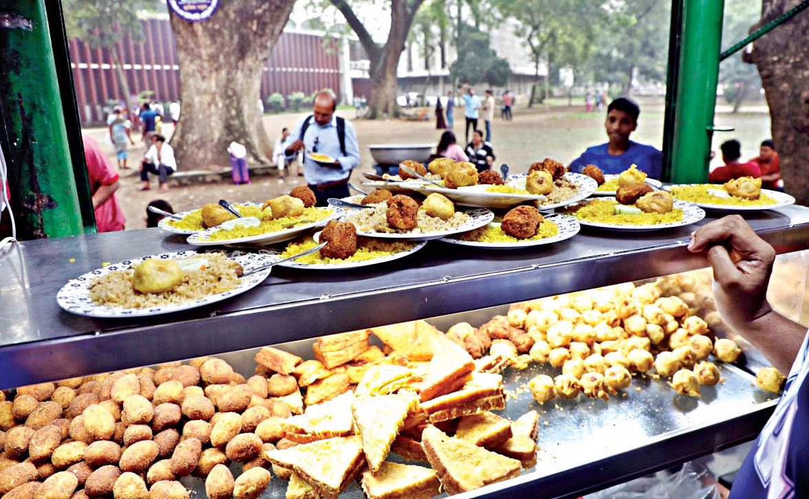 ঢাকা বিশ্ববিদ্যালয়ের আশপাশে যত জনপ্রিয় খাবার
