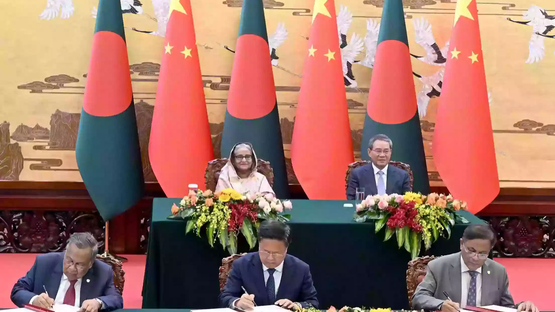 সম্পর্ক জোরদারে ঢাকা-বেইজিংয়ের মধ্যে ২১ চুক্তি-এমওইউ