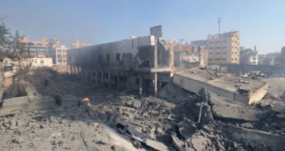 আন্তর্জাতিক আইন উপেক্ষা করে গাজায় জাতিসংঘের সদরদপ্তর ধ্বংস করল ইসরায়েল