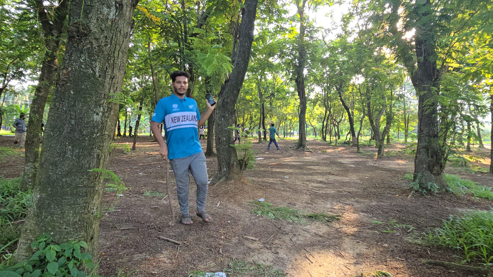 জাবিতে পুলিশের রাবার বুলেটে সাংবাদিকসহ আহত অন্তত ৩০