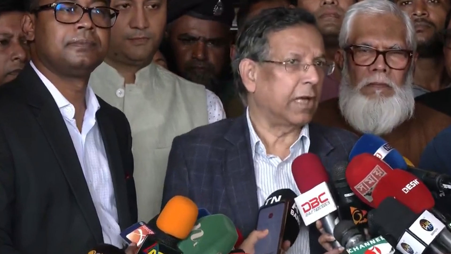 শিক্ষার্থীদের আলোচনার প্রস্তাবকে স্বাগতম, আজকেই বসতে প্রস্তুত: আইনমন্ত্রী