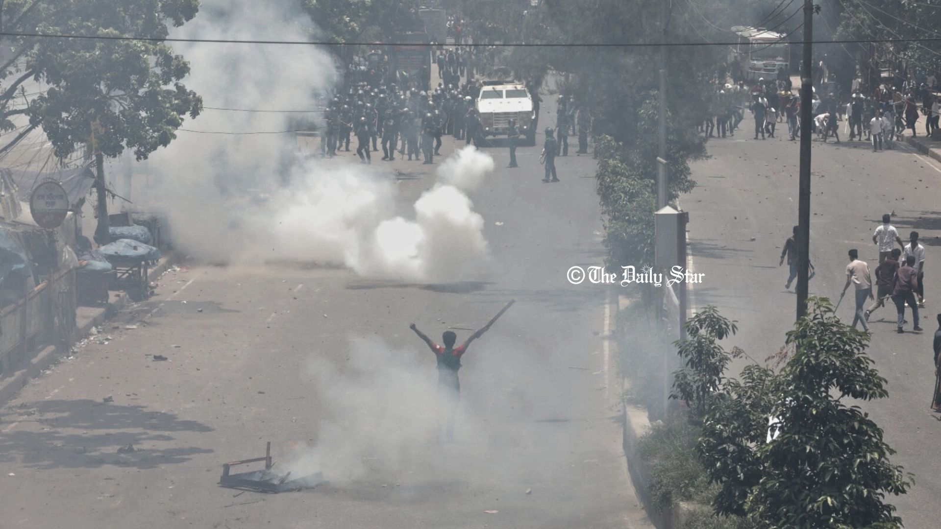জুলাই ১৮: দেশব্যাপী প্রতিরোধ, নির্বিচার গুলি-সহিংসতায় নিভল শত প্রাণ