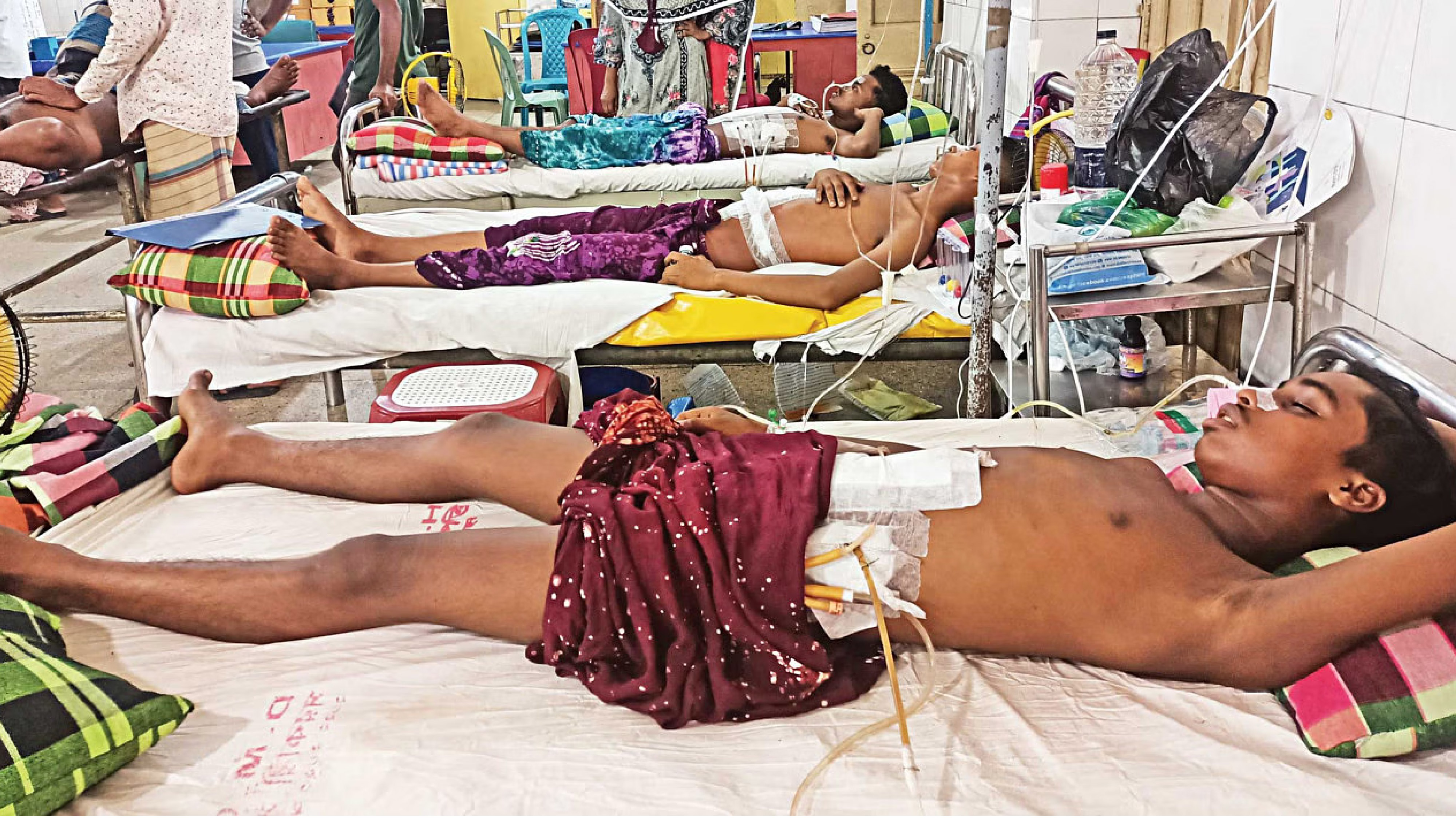 গুলি-ছররা গুলিবিদ্ধদের চাপে ঢাকার হাসপাতালগুলো