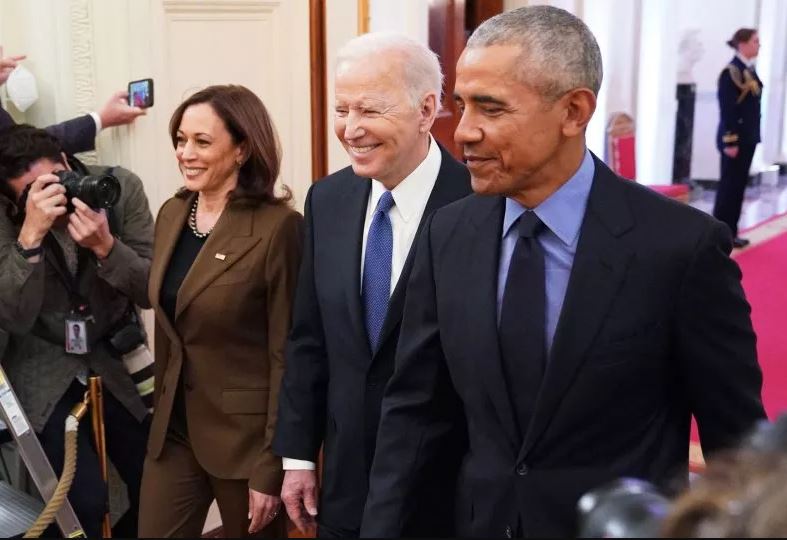 এবার ওবামার সমর্থন পেলেন কমলা হ্যারিস