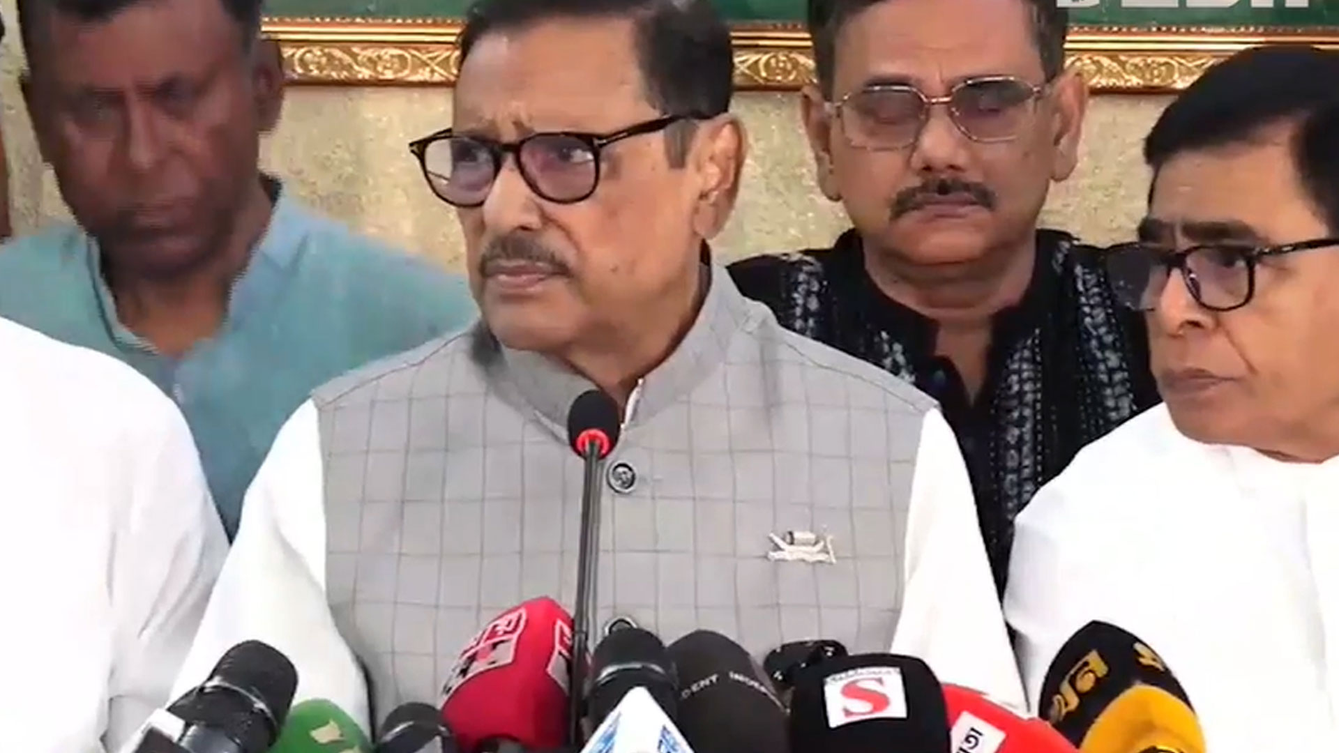 একটি মহল সরকার বনাম শিক্ষার্থী গেম খেলে ফায়দা লুটার অপচেষ্টা করছে: কাদের