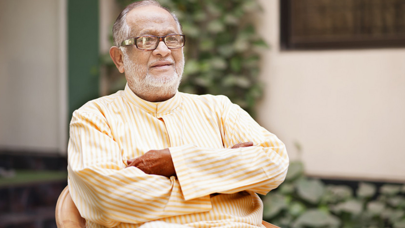 কেমন আছে নায়ক রাজের স্মৃতিবিজড়িত ‘লক্ষীকুঞ্জ’