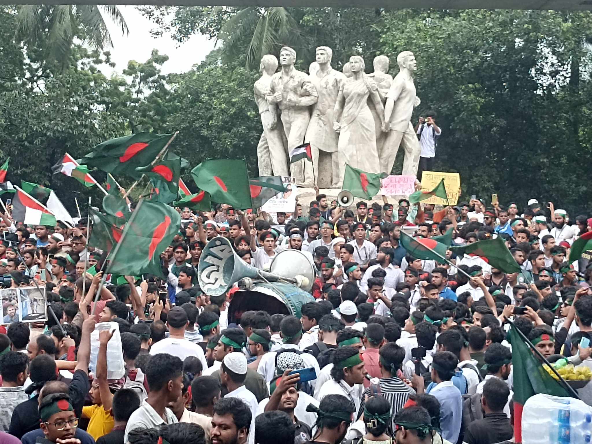 বৈষম্যবিরোধী ছাত্র আন্দোলনের ‘শহীদি মার্চ’