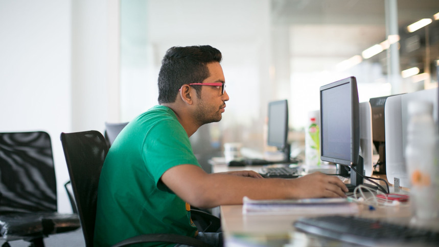 পড়াশোনার পর দীর্ঘ বিরতিতে চাকরি শুরু, কীভাবে মানিয়ে নেবেন