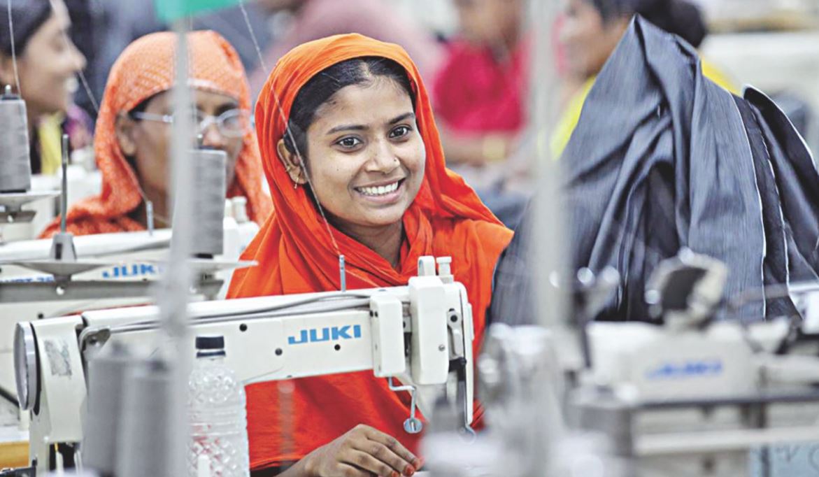 ১০০ বিলিয়ন ডলার পোশাক রপ্তানির লক্ষ্যমাত্রা কঠিন হলেও অসম্ভব নয়