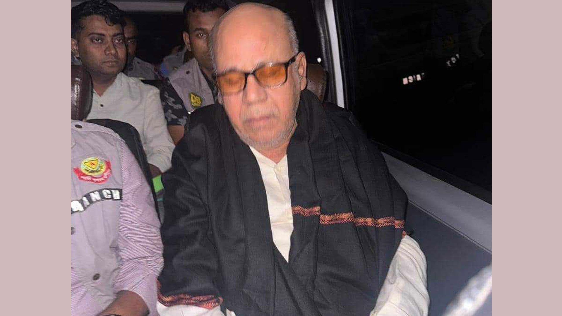 সাবেক খাদ্যমন্ত্রী কামরুল ইসলাম আটক