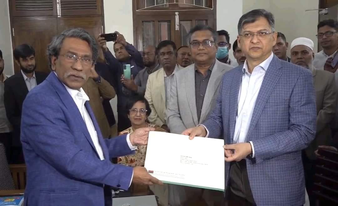 ‘পরপর ২ বারের বেশি প্রধানমন্ত্রী নয়’সহ বিএনপির ৬২ প্রস্তাব