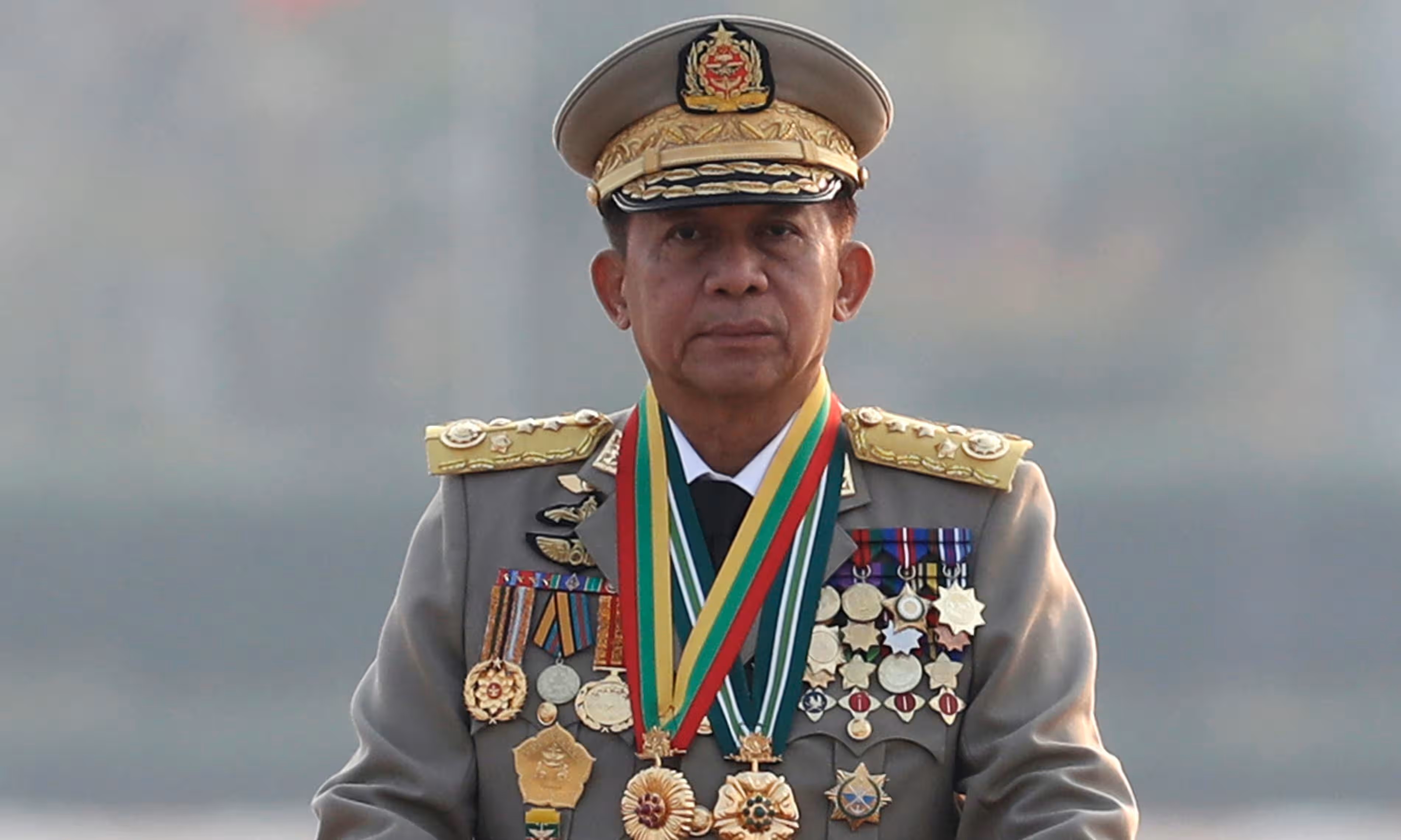 মিয়ানমারের জান্তাপ্রধানের বিরুদ্ধে গ্রেপ্তারি পরোয়ানা চেয়ে আন্তর্জাতিক আদালতে আবেদন