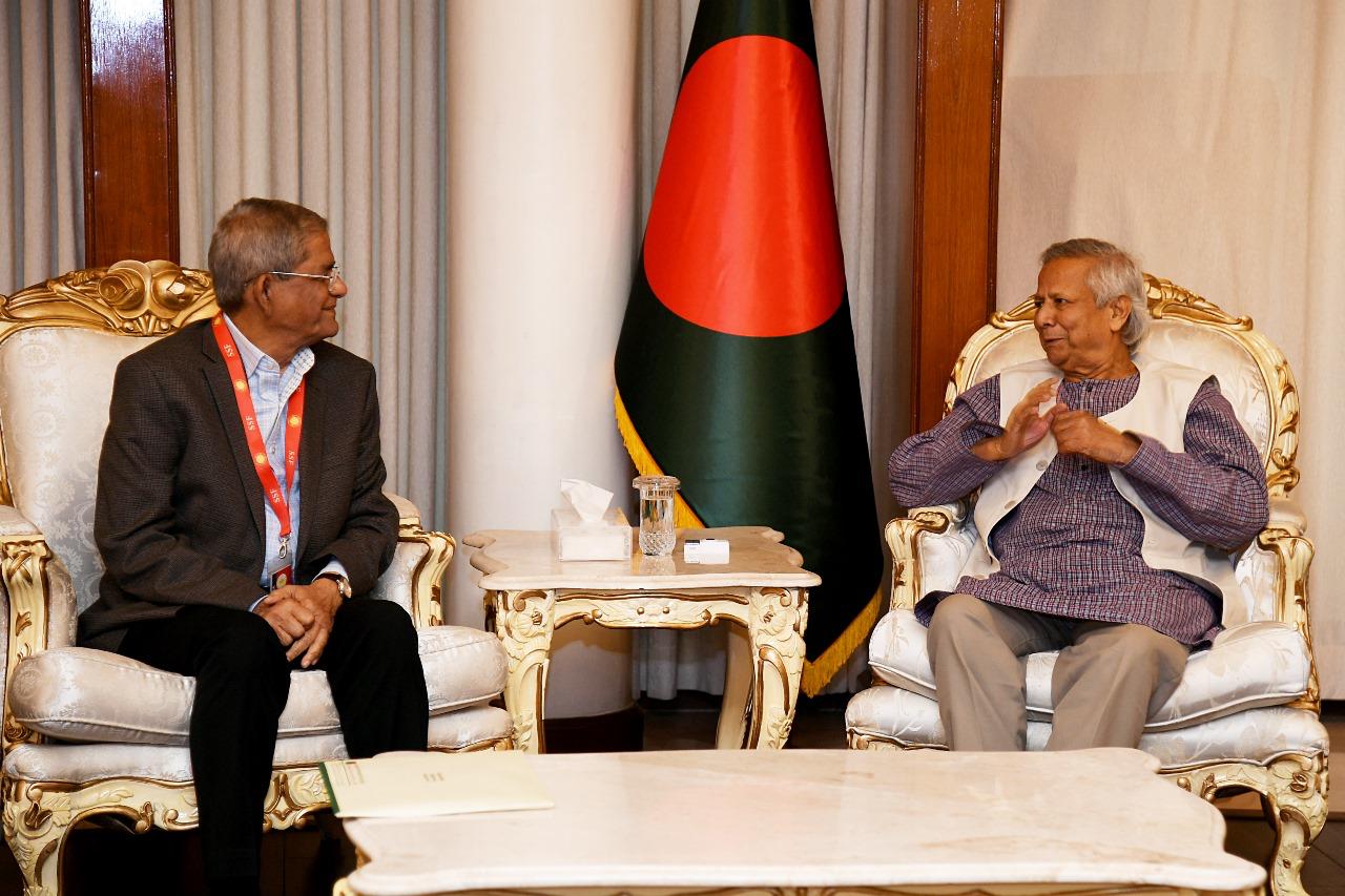 প্রধান উপদেষ্টার সঙ্গে বৈঠকে মির্জা ফখরুল