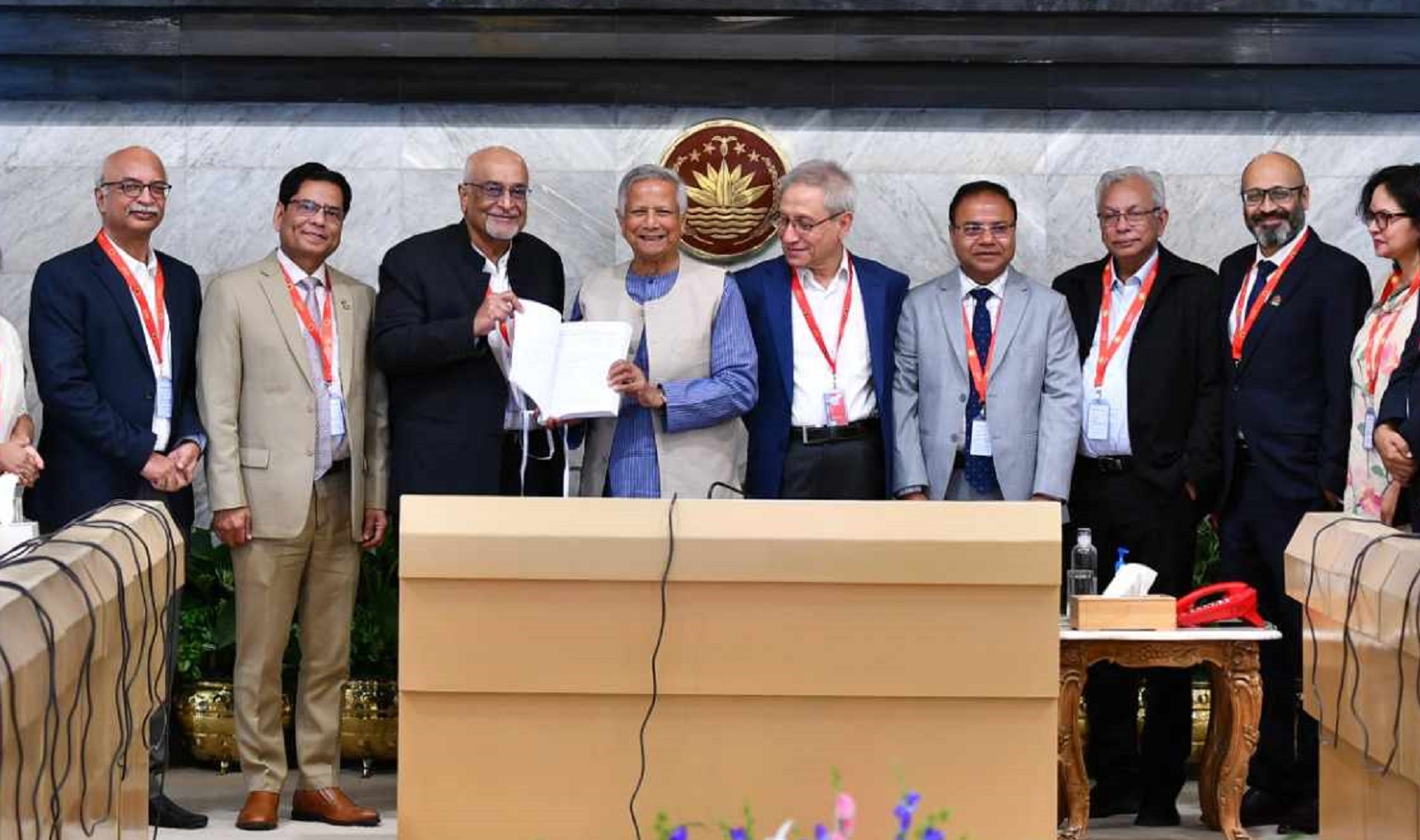 দেশ থেকে বছরে ১৬ বিলিয়ন ডলার পাচারের তথ্য এসেছে শ্বেতপত্রে